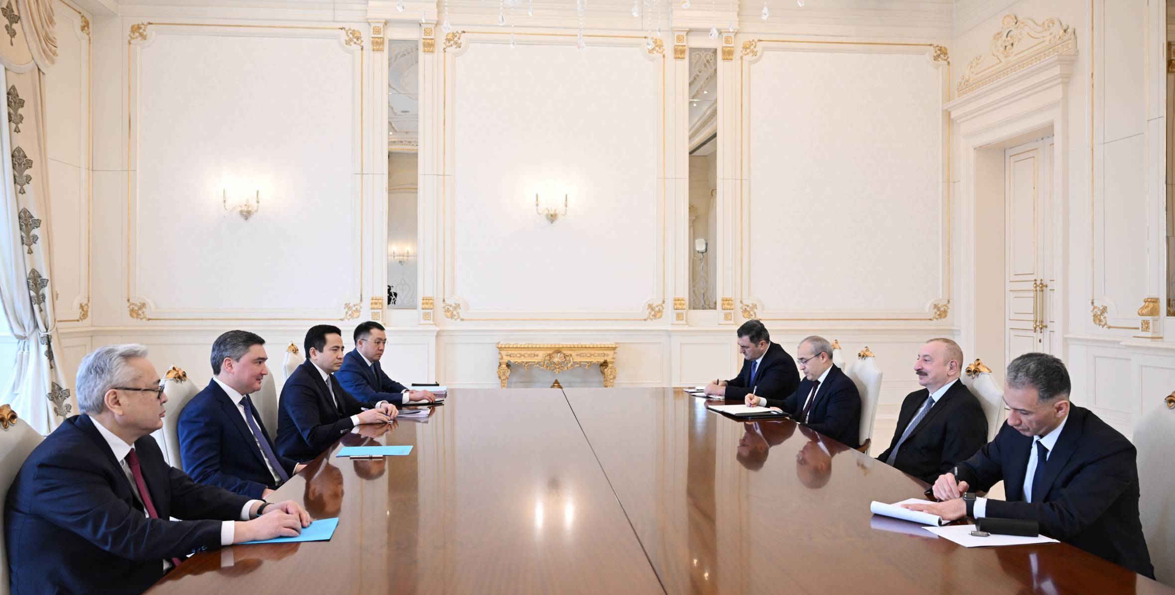 Ilham Aliyev received Prime Minister of Kazakhstan Olzhas Bektenov