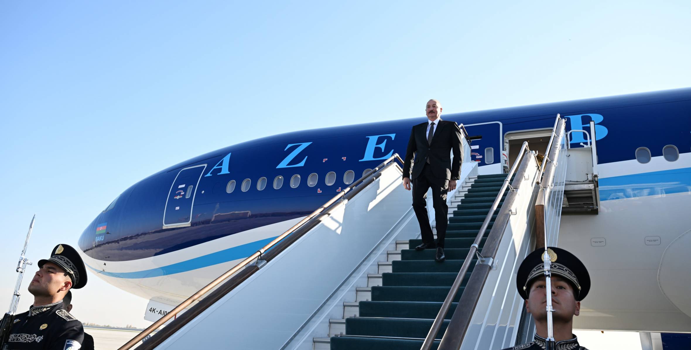 İlham Əliyev Özbəkistana səfərə gedib